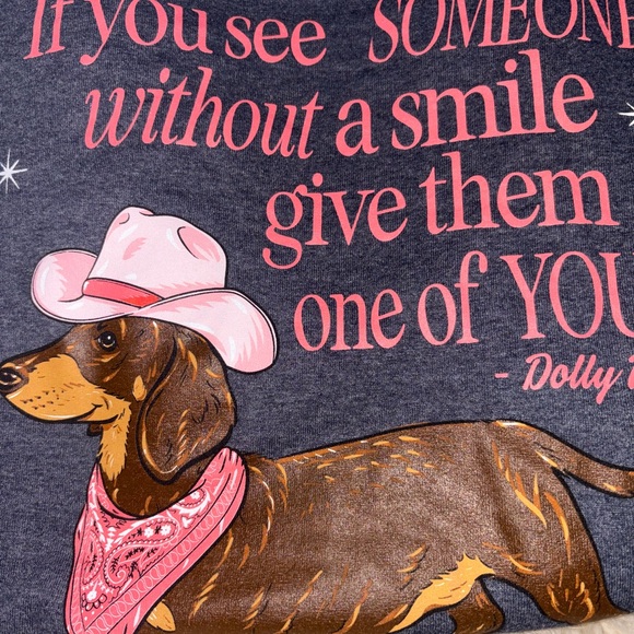 Simply Southern Dolly Parton Weenie Dog YOURS Smile Tee Women’s XL T-shirt NEW - Picture 4 of 7